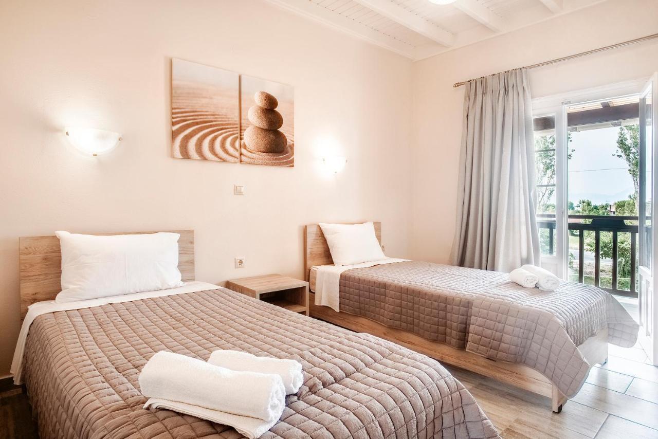 Potamos Apartments ซีดารี ภายนอก รูปภาพ