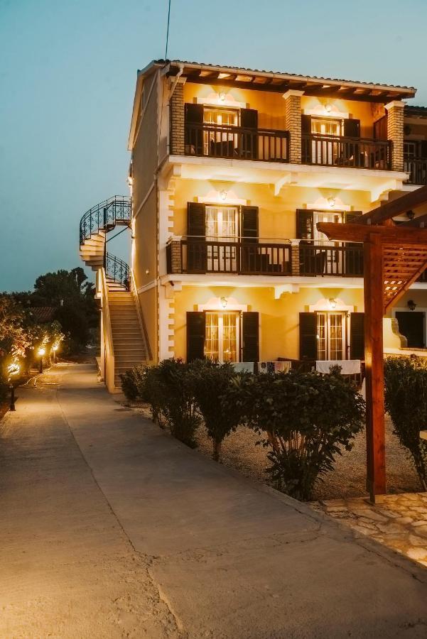 Potamos Apartments ซีดารี ภายนอก รูปภาพ
