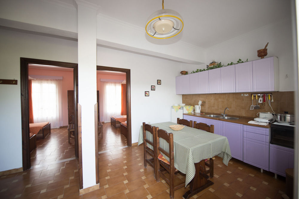 Potamos Apartments ซีดารี ภายนอก รูปภาพ